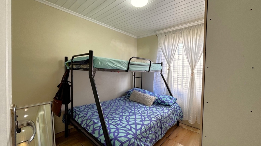 3 Bedroom Property for Sale in Hanover Park Western Cape